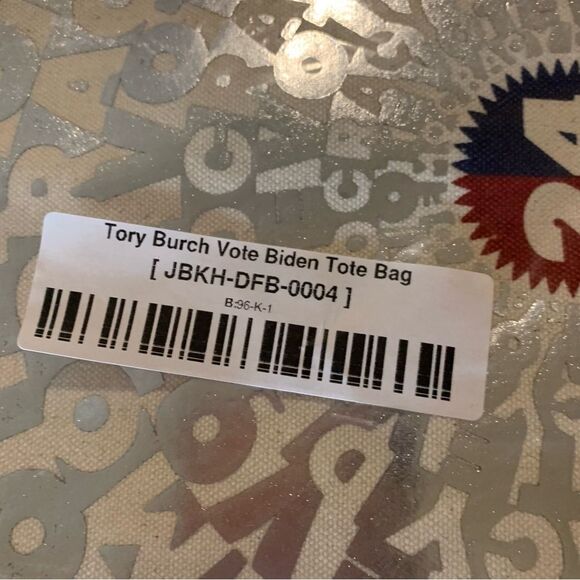 NWT Tory Burch Vote Tote Cotton Canvas Cream with Silver Graphic Gorgeous - Picture 5 of 6